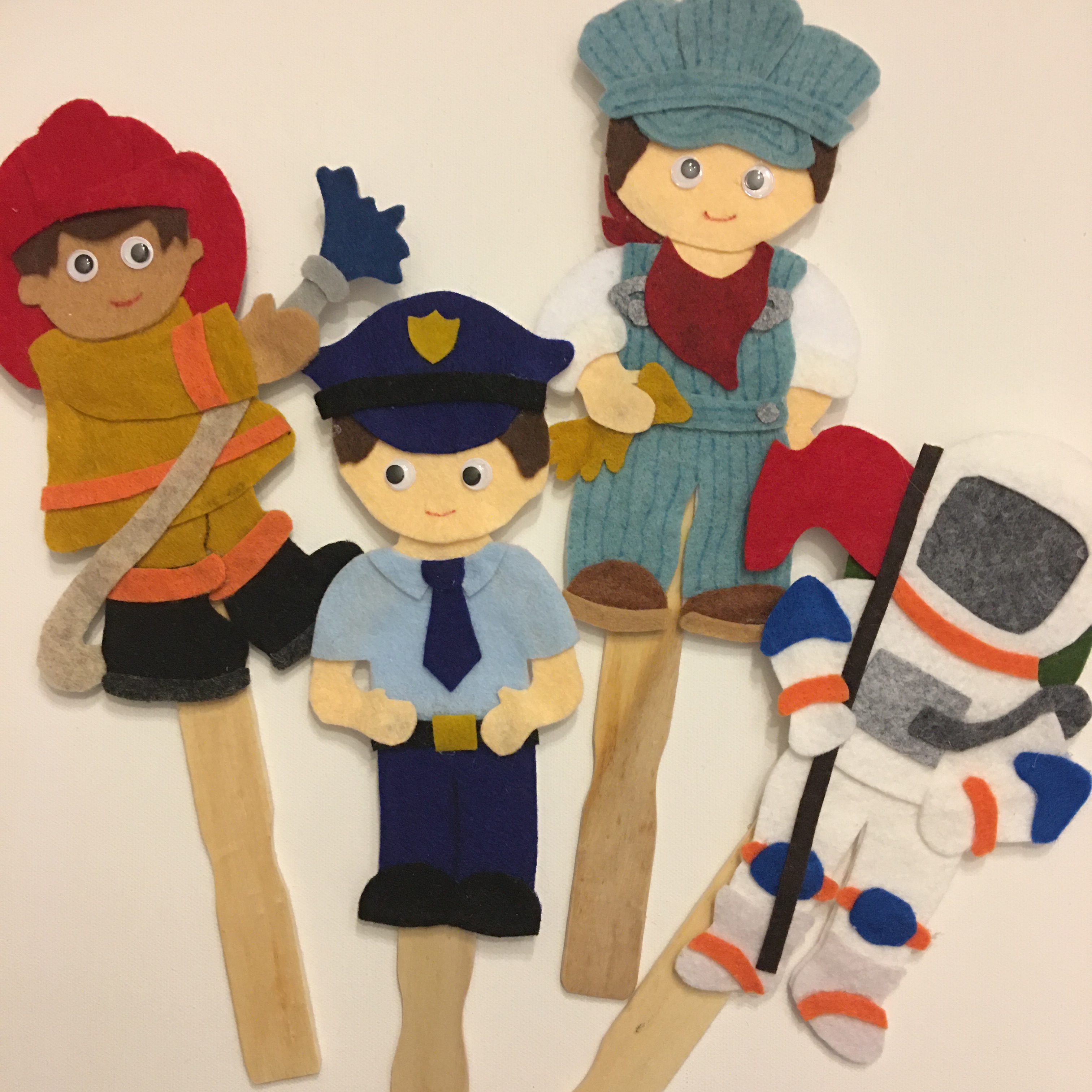 the-primary-pad-family-stick-puppets